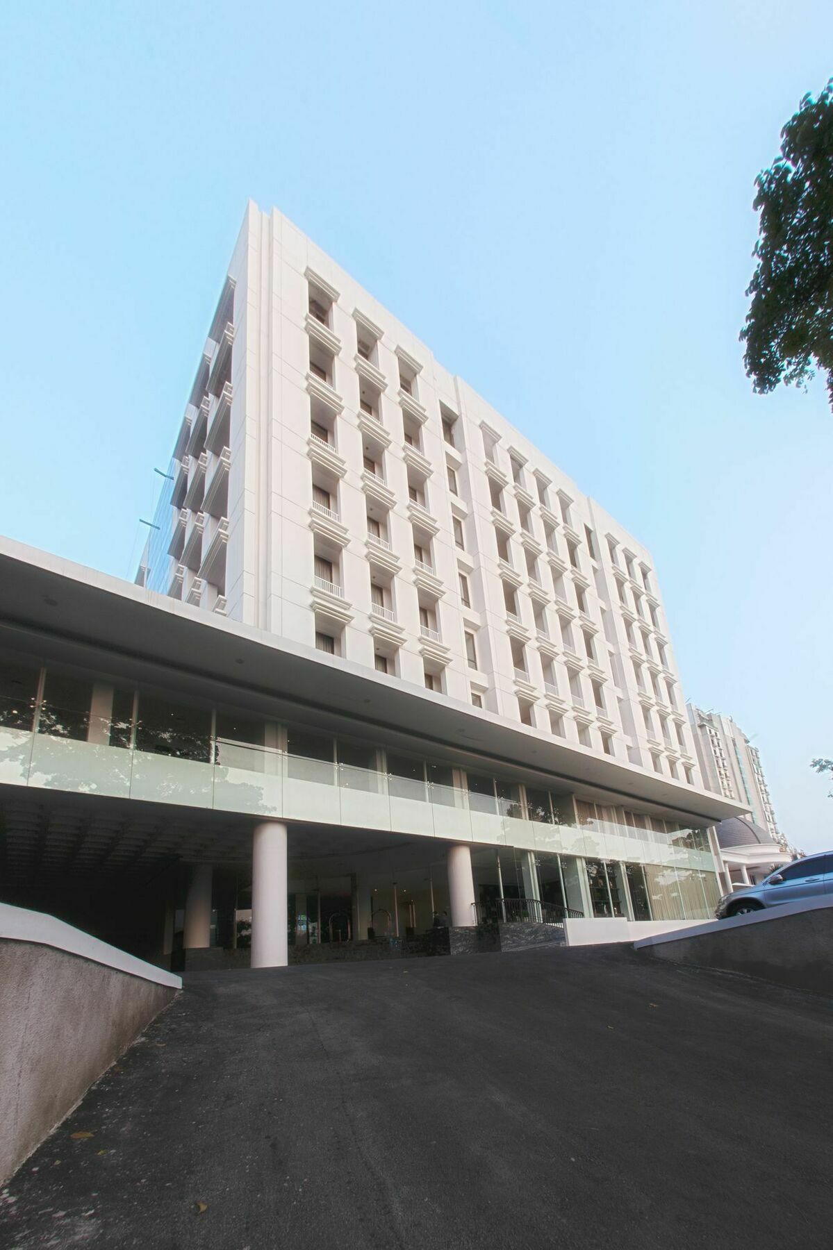 Royal Padjadjaran Hotel Богор Екстериор снимка